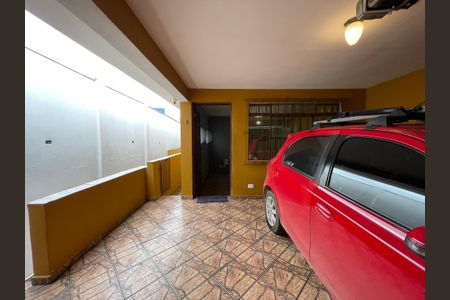 Casa à venda com 200m², 3 quartos e 2 vagas Casa à venda com 200m², 3 quartos e 2 vagasGaragem