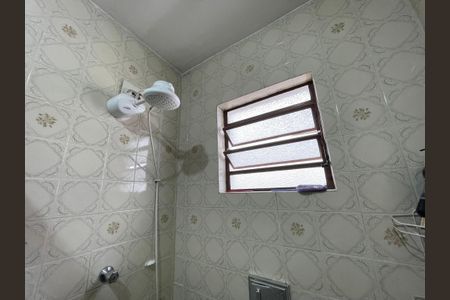 Casa à venda com 200m², 3 quartos e 2 vagas Casa à venda com 200m², 3 quartos e 2 vagasBanheiro 1