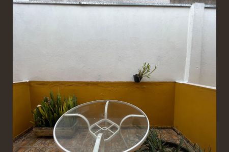 Casa à venda com 200m², 3 quartos e 2 vagas Casa à venda com 200m², 3 quartos e 2 vagasVista do Quarto 2