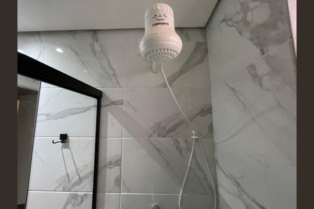 Casa à venda com 200m², 3 quartos e 2 vagas Casa à venda com 200m², 3 quartos e 2 vagasBanheiro 2
