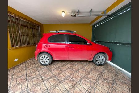 Casa à venda com 200m², 3 quartos e 2 vagas Casa à venda com 200m², 3 quartos e 2 vagasGaragem