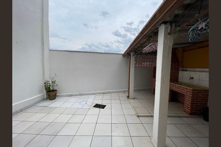 Casa à venda com 200m², 3 quartos e 2 vagas Casa à venda com 200m², 3 quartos e 2 vagasÁrea Externa