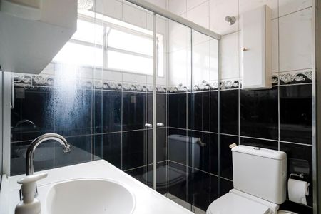 Casa à venda com 250m², 3 quartos e 4 vagasBanheiro Social