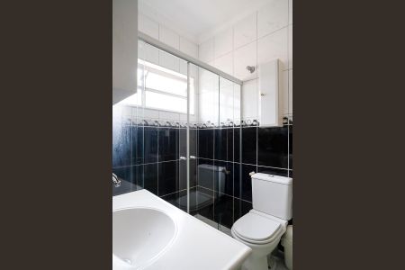 Casa à venda com 250m², 3 quartos e 4 vagasBanheiro Social