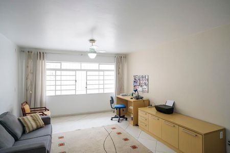 Casa à venda com 250m², 3 quartos e 4 vagasEscritório