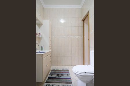 Casa à venda com 250m², 3 quartos e 4 vagasBanheiro da Suíte