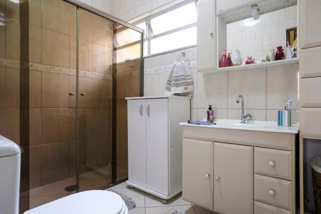 Casa à venda com 250m², 3 quartos e 4 vagasBanheiro da Suíte