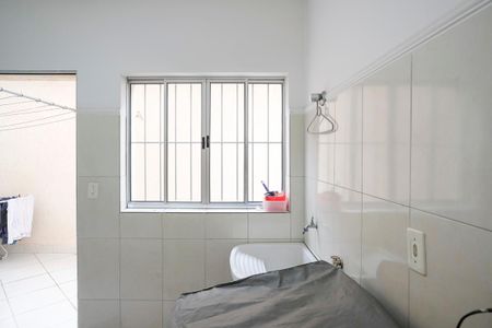 Casa à venda com 250m², 3 quartos e 4 vagasÁrea de Serviço