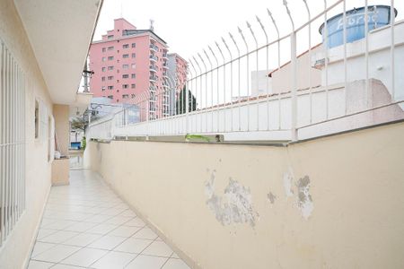 Casa à venda com 250m², 3 quartos e 4 vagasCorredor