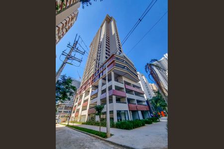 Studio à venda com 30m², 1 quarto e sem vaga Studio à venda com 30m², 1 quarto e sem vagaFachada