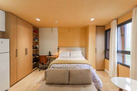 Studio à venda com 30m², 1 quarto e sem vaga Studio à venda com 30m², 1 quarto e sem vagaStudio