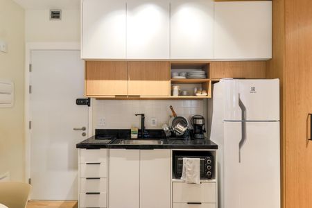 Studio à venda com 30m², 1 quarto e sem vaga Studio à venda com 30m², 1 quarto e sem vagaCozinha