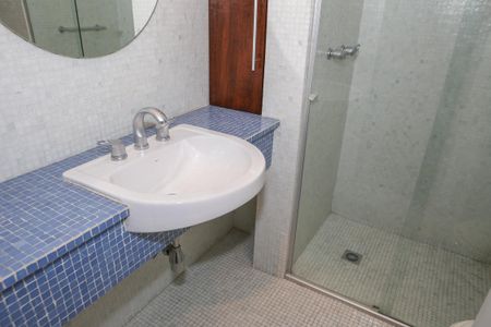 Apartamento à venda com 210m², 2 quartos e 2 vagasBanheiro da Suíte 2