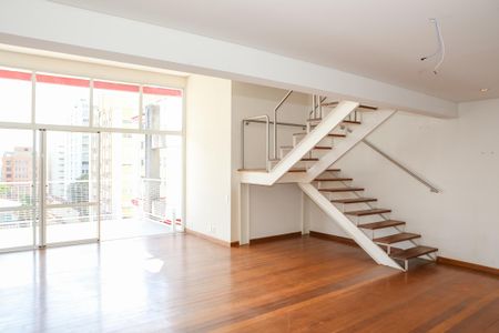 Apartamento à venda com 210m², 2 quartos e 2 vagasSala