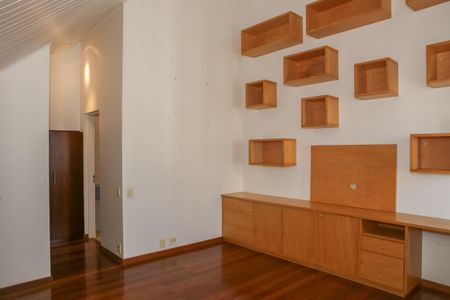 Apartamento à venda com 210m², 2 quartos e 2 vagasSuíte 2