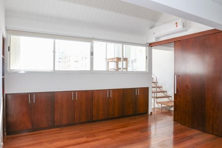 Apartamento à venda com 210m², 2 quartos e 2 vagasSuíte 1