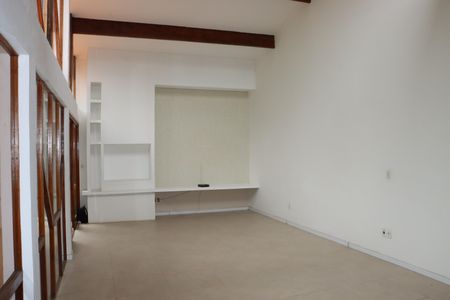 Casa de condomínio para alugar com 500m², 4 quartos e 2 vagasSala