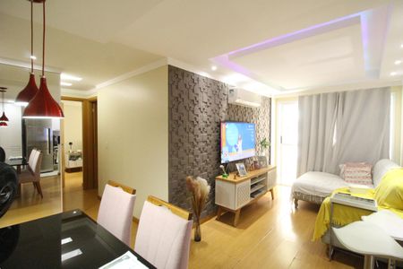 Sala de apartamento para alugar com 2 quartos, 67m² em Taquara, Rio de Janeiro