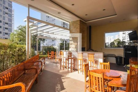 Apartamento à venda com 97m², 3 quartos e 2 vagas Apartamento à venda com 97m², 3 quartos e 2 vagasÁrea comum - Churrasqueira