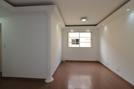 Sala de apartamento para alugar com 2 quartos, 53m² em Jardim Santo André, Santo André