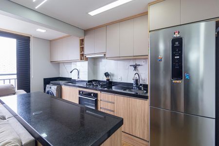 Apartamento à venda com 57m², 3 quartos e 1 vaga Apartamento à venda com 57m², 3 quartos e 1 vagaCozinha e área de serviço