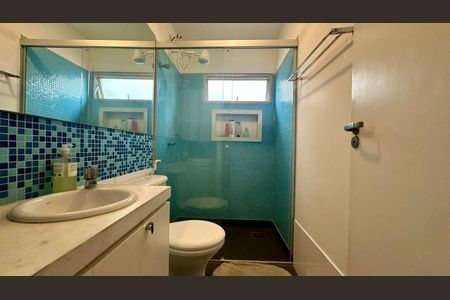 Apartamento à venda com 75m², 2 quartos e 2 vagasBanheiro Suíte