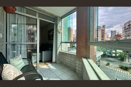 Apartamento à venda com 75m², 2 quartos e 2 vagasVaranda