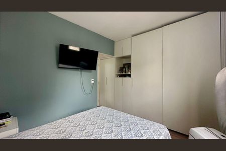 Apartamento à venda com 75m², 2 quartos e 2 vagasSuíte