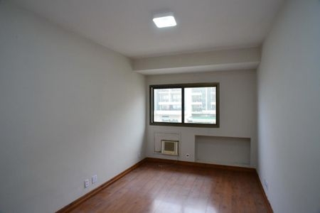 Quarto de apartamento para alugar com 1 quarto, 70m² em Barra da Tijuca, Rio de Janeiro