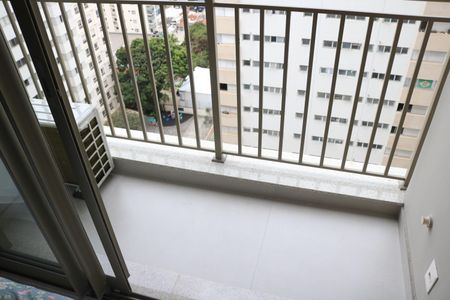 Varanda de kitnet/studio para alugar com 1 quarto, 24m² em Perdizes, São Paulo