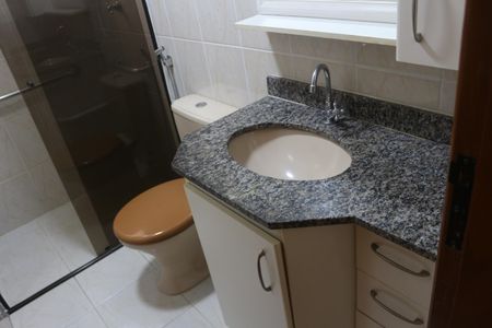 Apartamento à venda com 146m², 2 quartos e 2 vagasBanheiro da Suíte