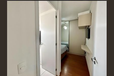 Apartamento à venda com 52m², 2 quartos e 1 vaga Apartamento à venda com 52m², 2 quartos e 1 vagaCorredor