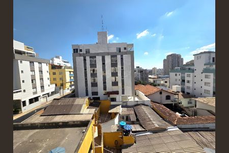 Apartamento à venda com 68m², 2 quartos e 1 vagaVista