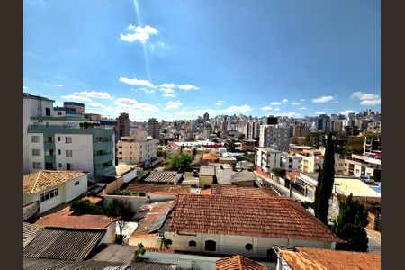 Apartamento à venda com 68m², 2 quartos e 1 vagaVista