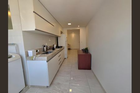 Apartamento à venda com 68m², 2 quartos e 1 vagaCozinha