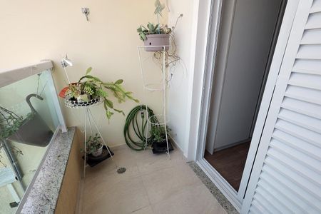 Casa à venda com 150m², 3 quartos e 2 vagas Casa à venda com 150m², 3 quartos e 2 vagasSacada da Suíte 3