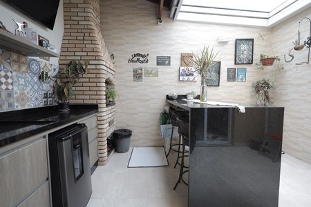 Casa à venda com 150m², 3 quartos e 2 vagas Casa à venda com 150m², 3 quartos e 2 vagasÁrea Gourmet