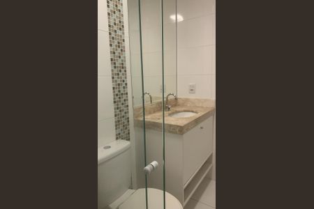 Banheiro de apartamento à venda com 2 quartos, 52m² em Água Fria, São Paulo