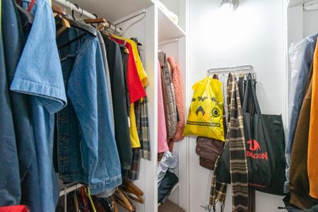 Apartamento à venda com 116m², 3 quartos e 3 vagas Apartamento à venda com 116m², 3 quartos e 3 vagasCloset da Suíte