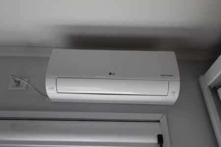 Casa à venda com 70m², 2 quartos e 2 vagasSuíte 