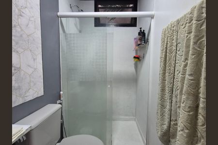 Apartamento à venda com 87m², 3 quartos e 2 vagas Apartamento à venda com 87m², 3 quartos e 2 vagasBanheiro da Suíte