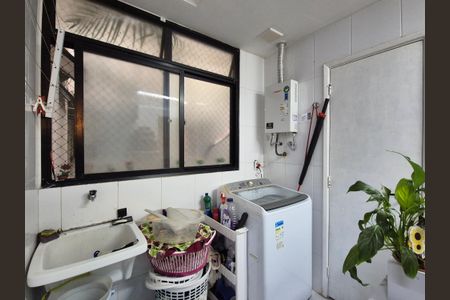 Apartamento à venda com 87m², 3 quartos e 2 vagas Apartamento à venda com 87m², 3 quartos e 2 vagasÁrea de Serviço