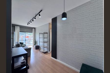 Sala de apartamento para alugar com 2 quartos, 54m² em Vargem Pequena, Rio de Janeiro