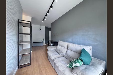 Sala de apartamento para alugar com 2 quartos, 54m² em Vargem Pequena, Rio de Janeiro