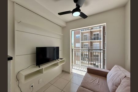 Sala de apartamento para alugar com 1 quarto, 28m² em Jardim Caravelas, São Paulo