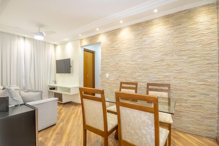 Sala de apartamento à venda com 2 quartos, 44m² em São Pedro, Osasco