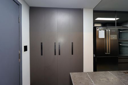 Apartamento à venda com 126m², 2 quartos e 1 vagaÁrea de Serviço