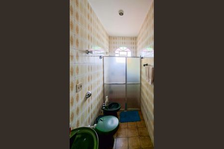 Casa à venda com 229m², 7 quartos e 4 vagas Casa à venda com 229m², 7 quartos e 4 vagasBanheiro 1