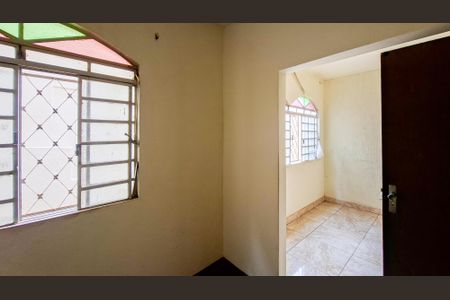 Casa à venda com 229m², 7 quartos e 4 vagas Casa à venda com 229m², 7 quartos e 4 vagasQuarto 6