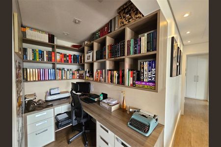 Apartamento à venda com 3 quartos, 138m² em Santo Amaro, São Paulo